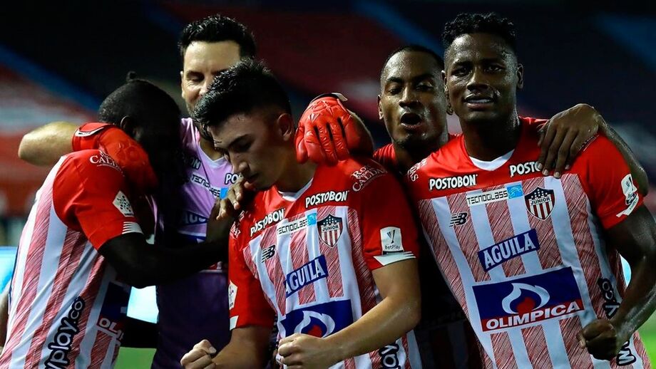CA Júnior-Atl. Bucaramanga: equipa de Teo Gutiérrez em ação
