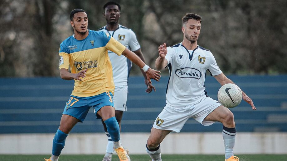 Famalicão vence Estoril e Leixões fica a um passo do título na Liga Revelação