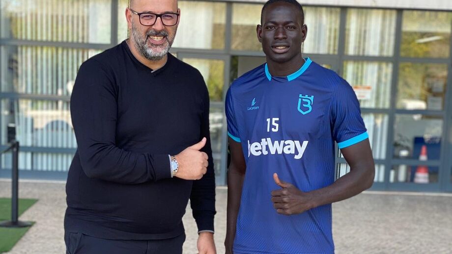 Alioune Ndour chegou e já treinou B SAD Jornal Record