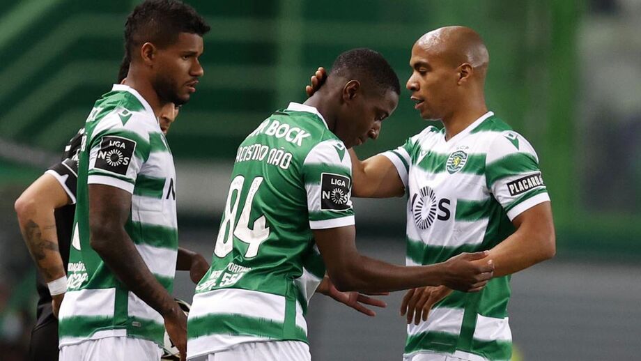 Ida de Essugo para o Benfica esbarrou na mãe: «A conversa durou 10 minutos, ela fez-lhe logo uma cruz»