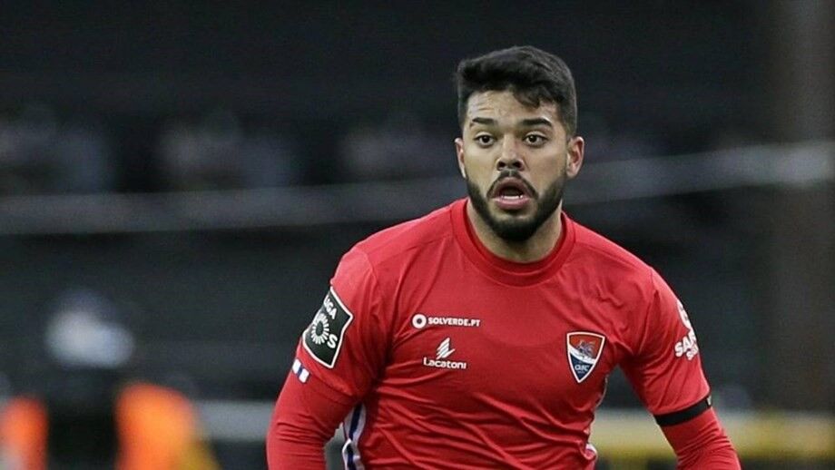 Gil Vicente rescinde com Leandrinho