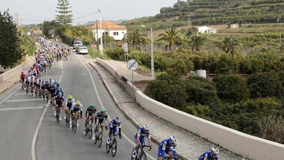 Calendário de estrada de 2021 de maio a outubro com 59 dias de ciclismo