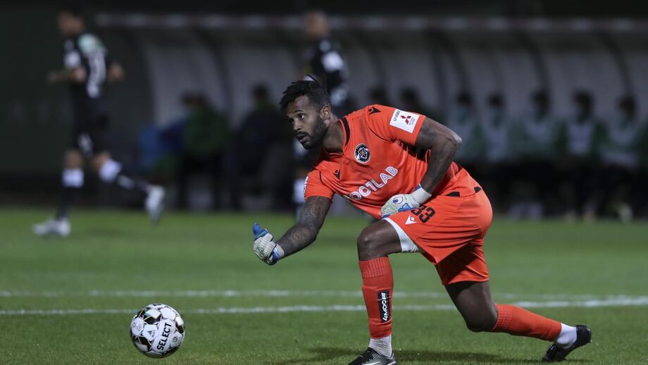 Ricardo Batista deve ser titular frente ao Santa Clara