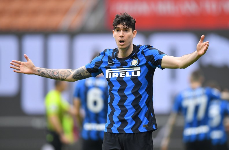 10. Alessandro Bastoni (Inter), 55 millones de euros