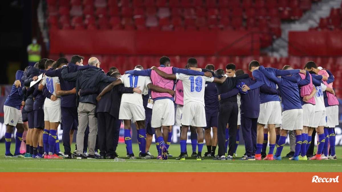 Depois dos milhões da Champions, FC Porto vende redes e