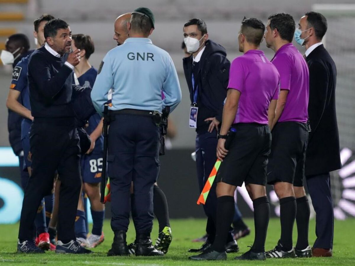 Benfica volta a emperrar, agora em Moreira de Cónegos