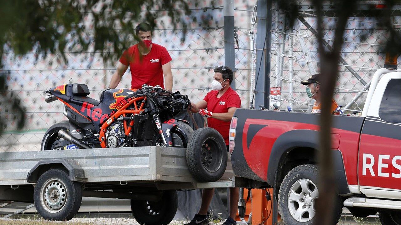 Assim ficou a moto de Miguel Oliveira após a queda em ...