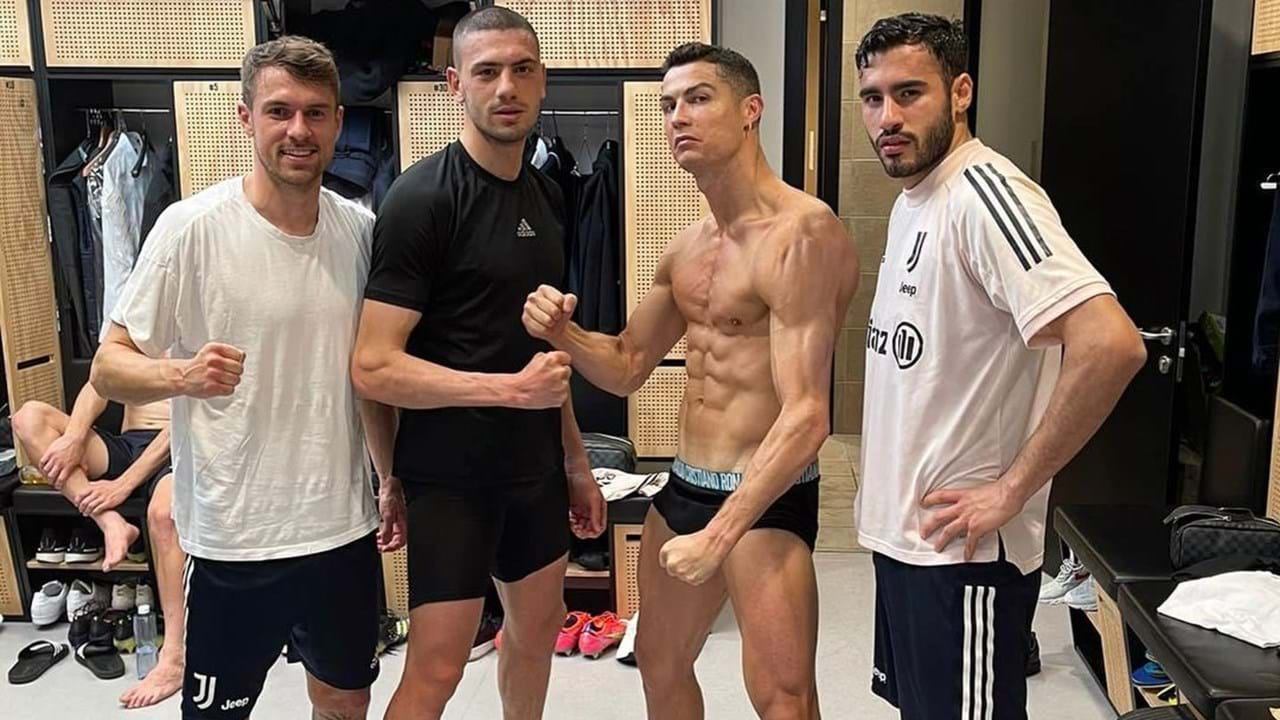 Jogador 'mais forte do Mundo' vê Ronaldo a entrar no wrestling: «Fazia o  'Siiim' e saltava para bater no adversário» - O diário de CR7 - Jornal  Record