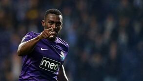 Depois de Ibrahimovic... Jackson Martínez: Cinfães a 'contratar' em dia agitado