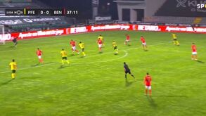 Diogo Gonçalves recuperou a bola em zona adiantada e fez o golo do Benfica