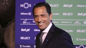 Pedro Proença congratula portugueses do Olympiacos pela conquista do título na Grécia