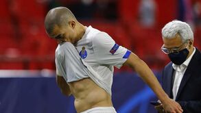 Pepe irritado na flash interview: «Assim não dá para falar»