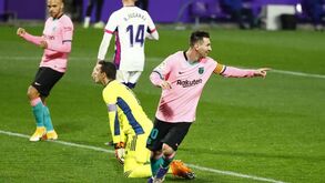 Chuteiras de Messi vão ser leiloadas para apoiar hospital de Barcelona