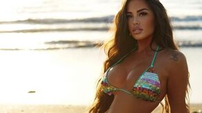 «Falta pouco»: a mais famosa adepta do Nápoles volta a incendiar as redes sociais