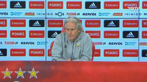 Jorge Jesus sobre o título: «Não mandámos a toalha ao chão, mas temos de ser práticos»
