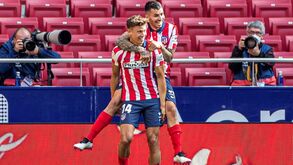 Ángel Correa e Marcos Llorente bisaram