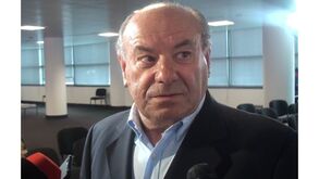 António Simões é a favor da Superliga: «Em vez da UEFA e da FIFA estarem ricas, ficam os clubes com o dinheiro»