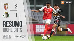 FC Porto mostra imagens do regresso dos jogadores ao Olival 