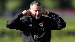 Imprensa inglesa revela novo amor de Giggs um dia depois da acusação