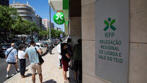 Desemprego cai para 6,1% no 2.º trimestre 