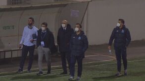 Alexandre Pato estreou-se a marcar no regresso ao São Paulo: comemoração é melhor do que o golo