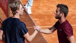Shapovalov derrotado e Gasquet retira-se do Estoril Open