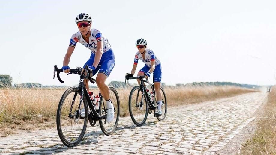 Clássica Paris-Roubaix adiada para 3 de outubro