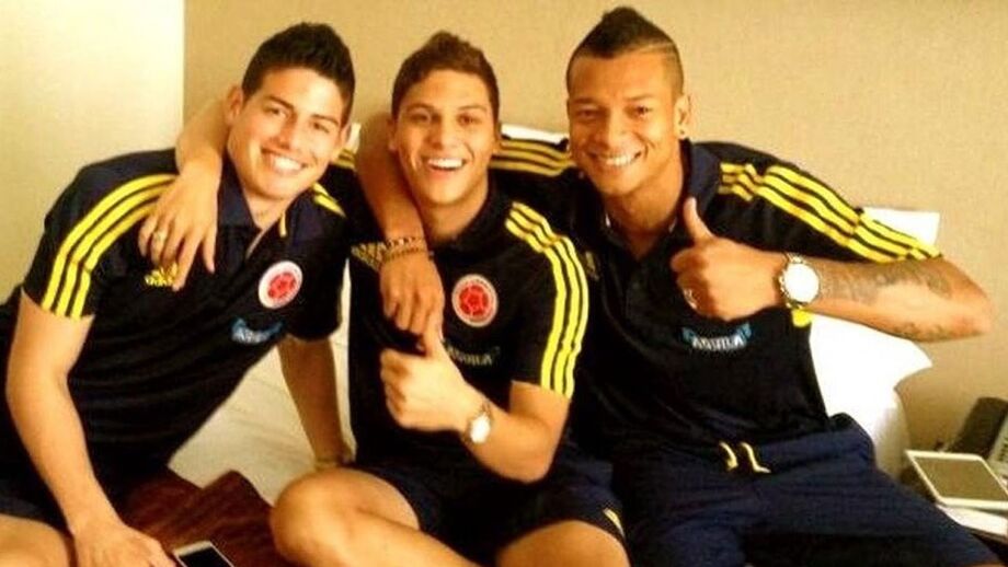 Quintero apoia Guarín: «Apontar o dedo é fácil, mas só quem passa por isso é que sabe...»