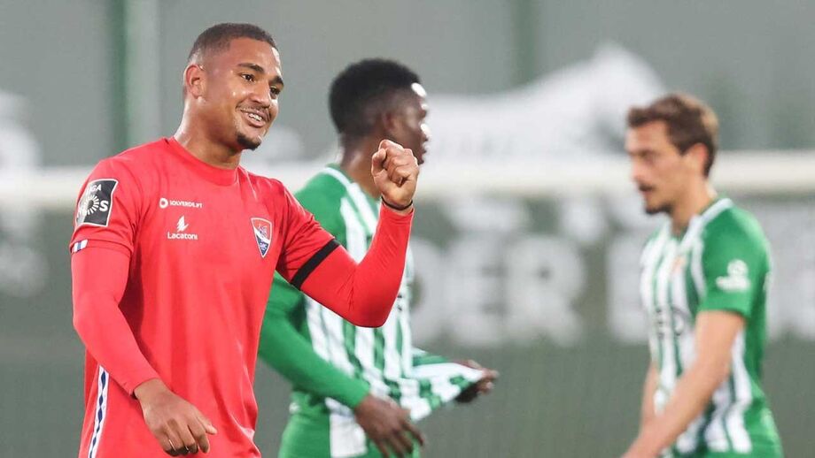 A crónica do Rio Ave-Gil Vicente, 0-2: Gil mete a terceira na ultrapassagem
