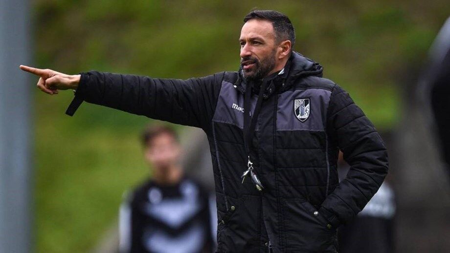 Exame de treinador do ex-campeão nacional: «Bino sempre ...