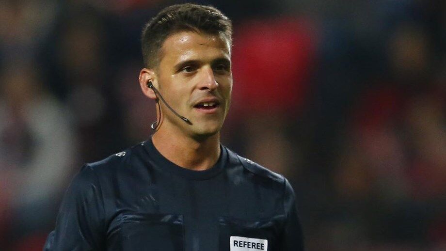 Árbitro do Real Madrid-Barcelona substituído