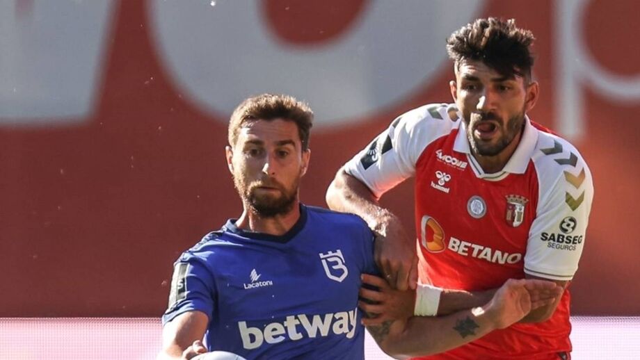 Esgaio vai desligar a corrente da Liga
