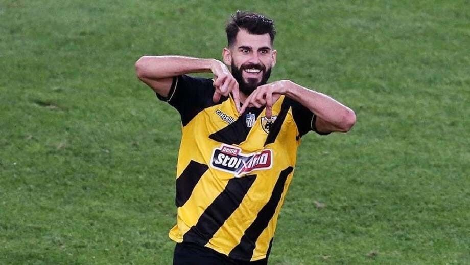 Carlos Brito: «Nélson Oliveira está mais experiente e maduro e seria mais-valia no Sp. Braga»