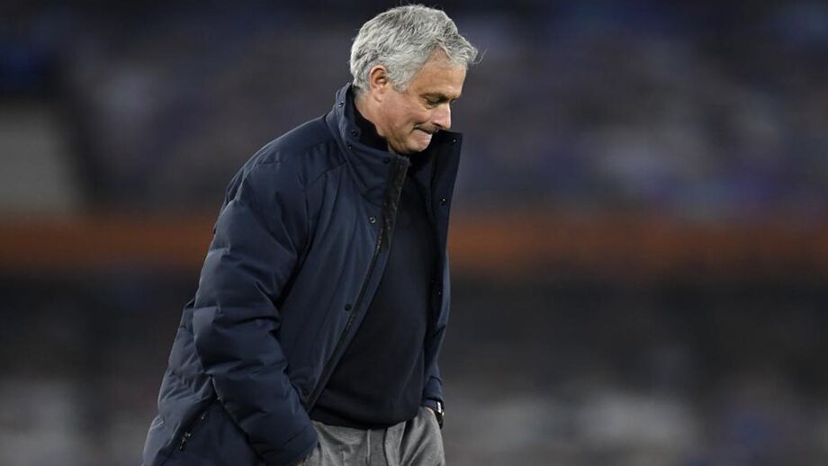 Mourinho e as palavras de Pogba: «Não poderia estar menos interessado com o que ele diz...»
