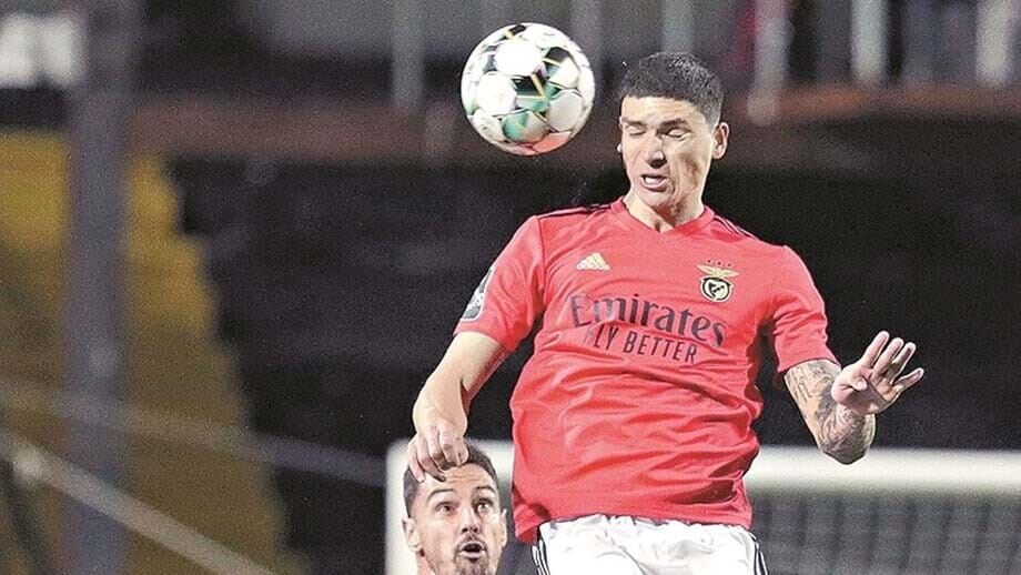 Benfica a 12 pontos do líder: contratações foram mesmo reforços?