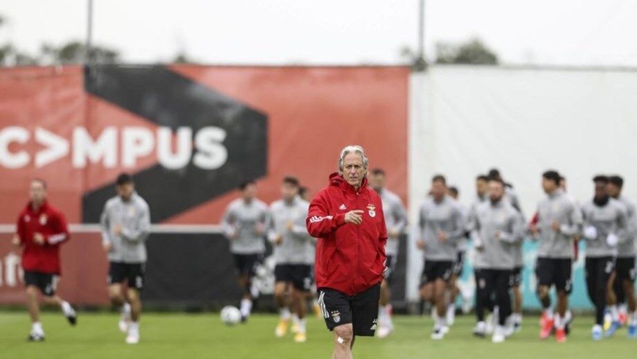 Análise ao calendário do Benfica até final da época e ao que fez na primeira volta
