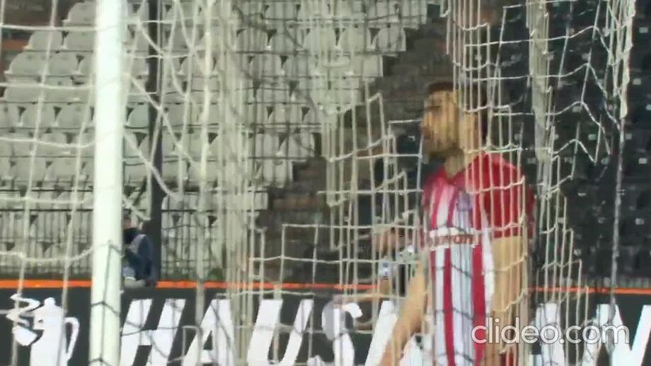 Zivkovic de pé quente brilha diante do Olympiacos