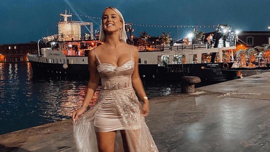 Kat Kerkhofs tem orgulho nos seios