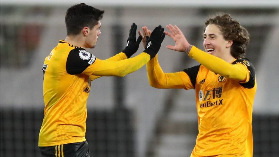 Wolves aproveita 'efeito Superliga' e autodeclara-se campeão da Premier League em 2018/19