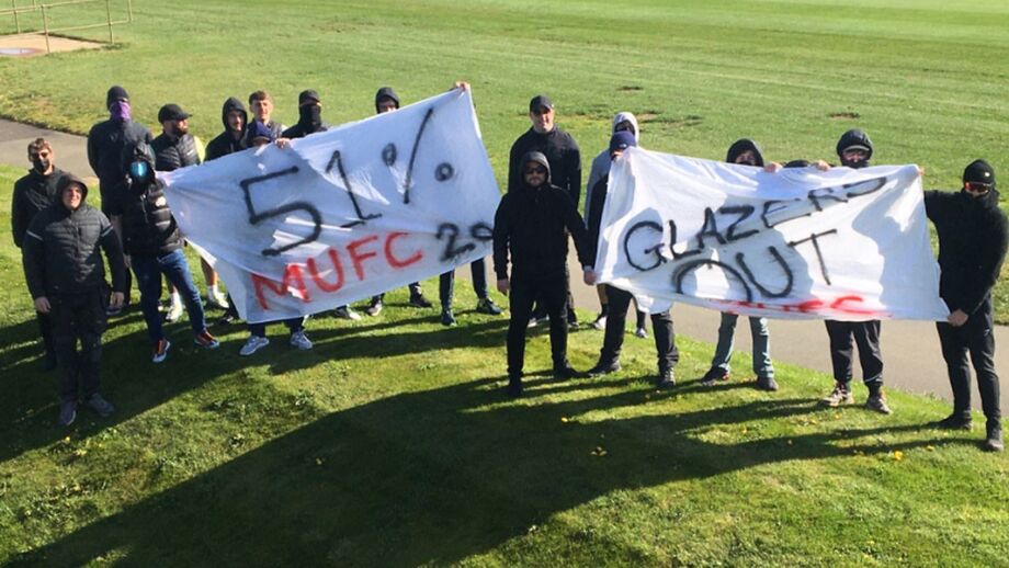 Superliga caiu mas adeptos do Man. United não perdoam; os 'recados' do presidente da UEFA e a troca de acusações com Florentino
