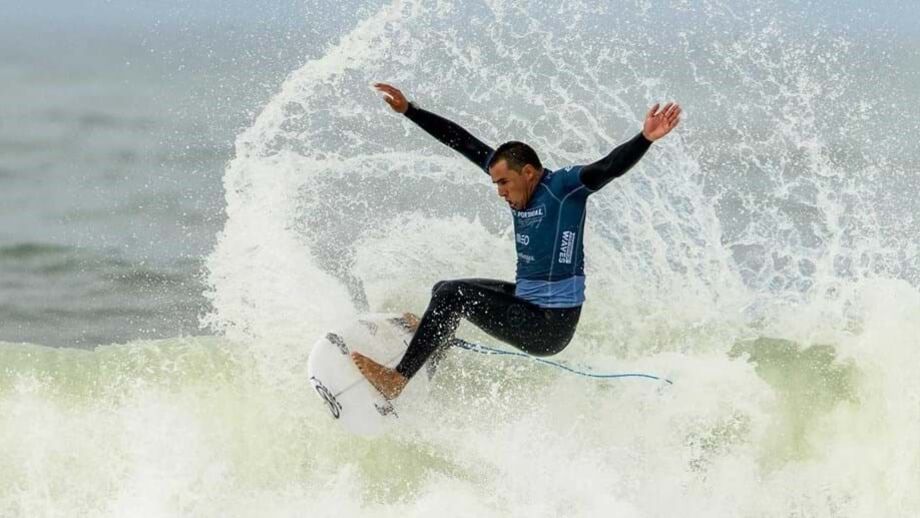 Vasco Ribeiro promete pulverizar registos históricos do surf nacional