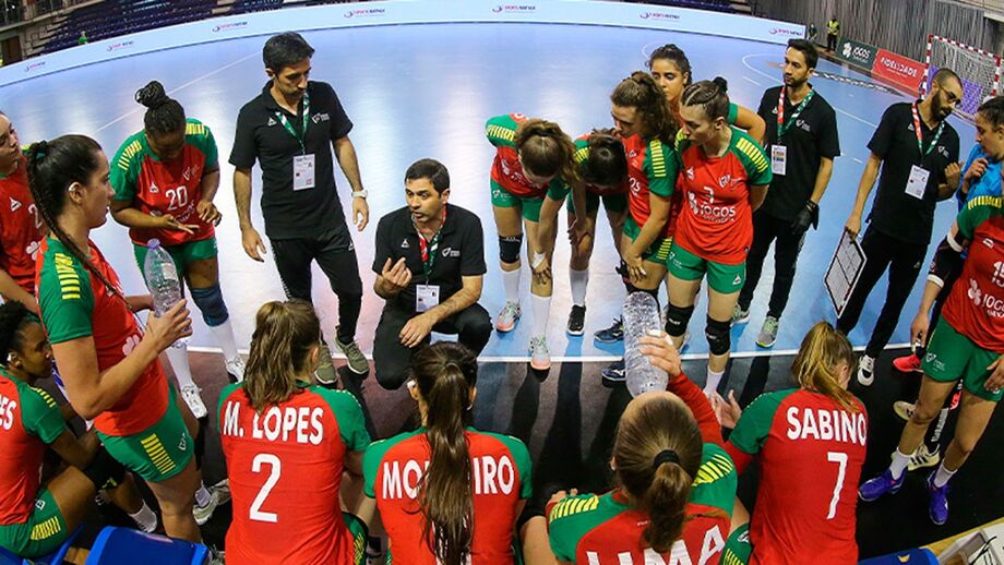 Ulisses Pereira abandona comando técnico da seleção feminina de andebol
