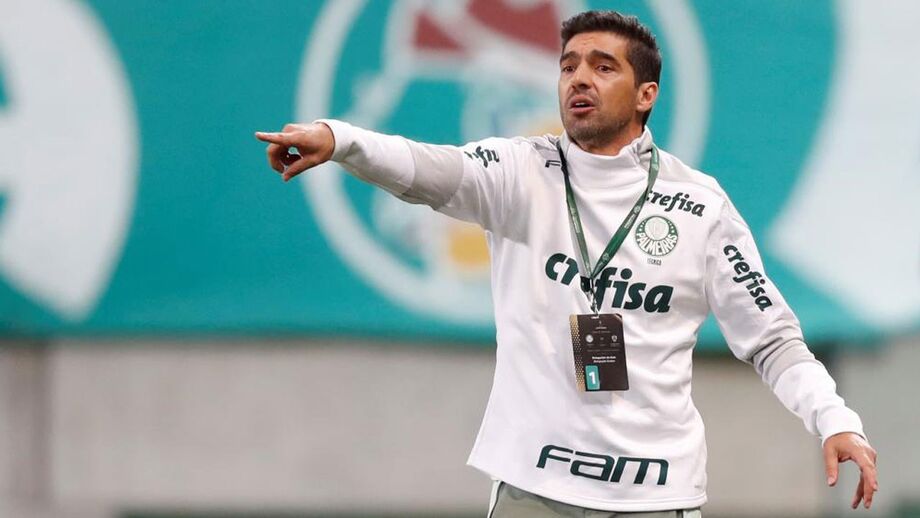 Palmeiras perde no 'Paulistão' e Abel revela: «Tive uma conversa muito séria com a direção»