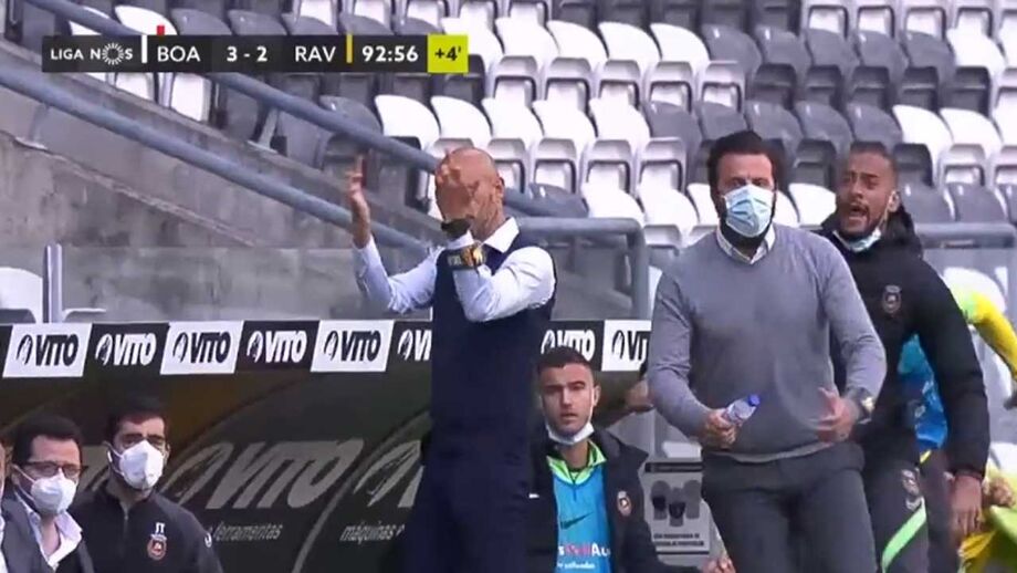 Avançado brasileiro recordou o interesse dos blues após os seus primeiros jogos de águia ao peito