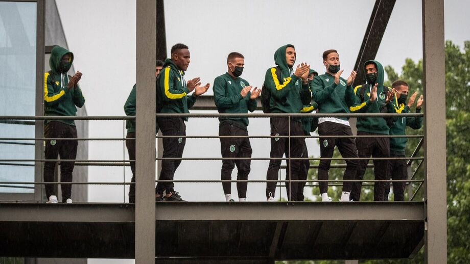 Leões e bracarenses defrontam-se este domingo, pelas 20 horas, em jogo da 29.ª jornada da Liga NOS