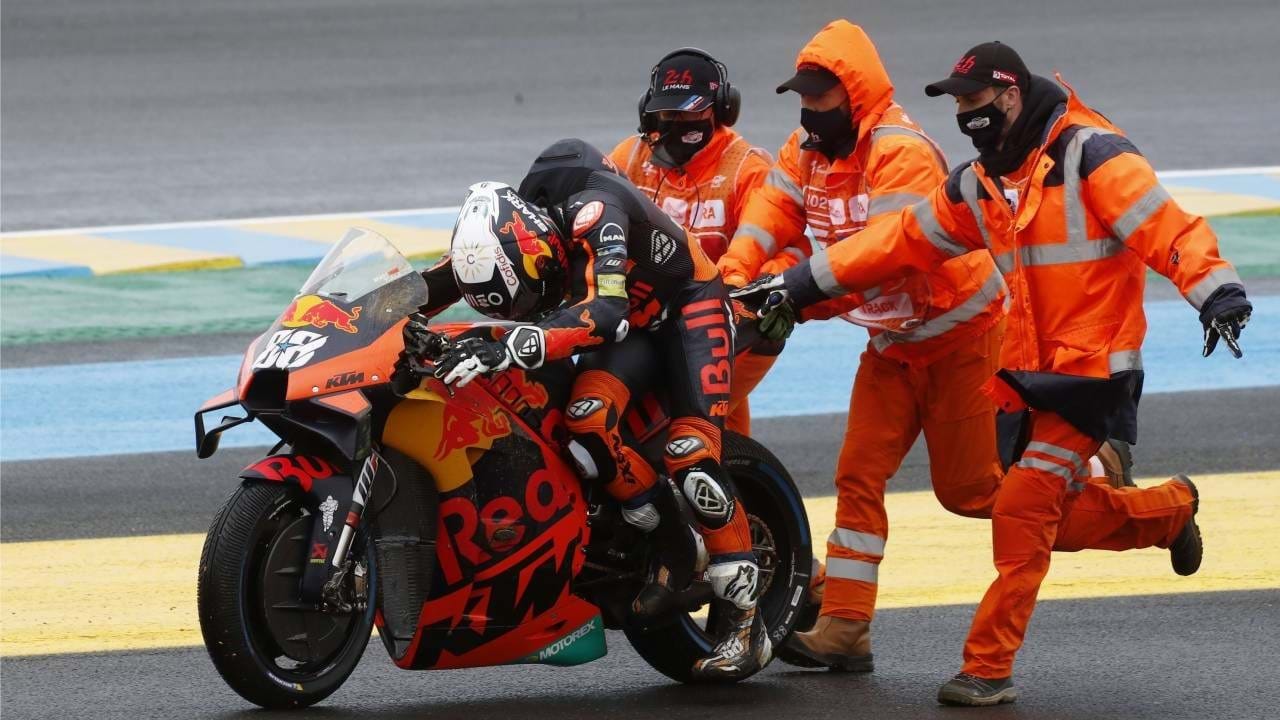 MotoGP, Valência: Oliveira larga da 5.ª fila para a corrida de