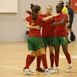 Seleção derrota Novasemente na preparação para Europeu de futsal feminino