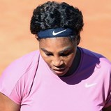 Serena Williams derrotada no 1000.º encontro da carreira