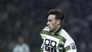 Paulo Bento (médio-defensivo) - Pendurou as botas no clube leonino em 2004. Ficou em Alvalade e na temporada seguinte assumiu o comando dos sub-19. Pouco mais de um ano depois deu o salto até à equipa principal dos leões. Deixou o Sporting em 2010 e treinou a Seleção Nacional até ao Mundial’2014. Seguiram-se experiência no Brasil (Cruzeiro), Olympiacos (Grécia) e Chongqing (China). Atualmente com 51 anos, é desde 2018 o selecionador da Coreia do Sul.