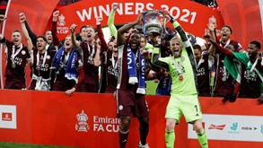 Foxes sobem aos céus... e recolocam Leicester na órbitra dourada: Taça de Inglaterra arrecadada